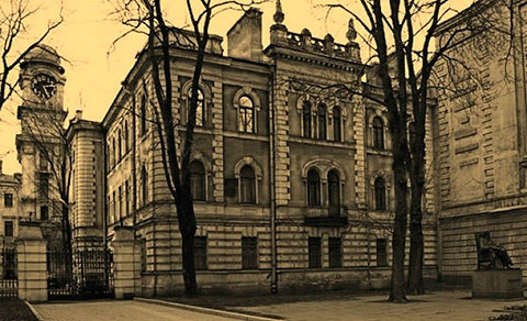 История компании